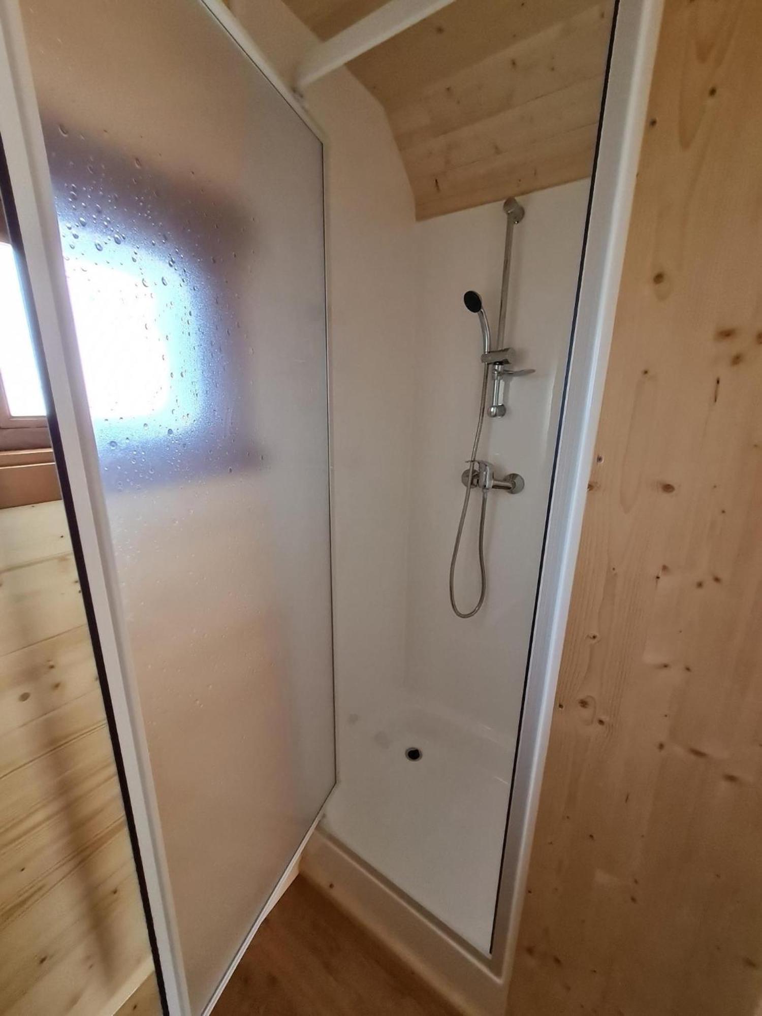 Tiny House Carlos - Zauberhaftes Camping-Pod Stuer Экстерьер фото